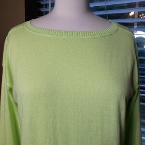 T by Talbots Soft Chartreuse Ribbed Sweater Top womens M Boat Neck Lime Green